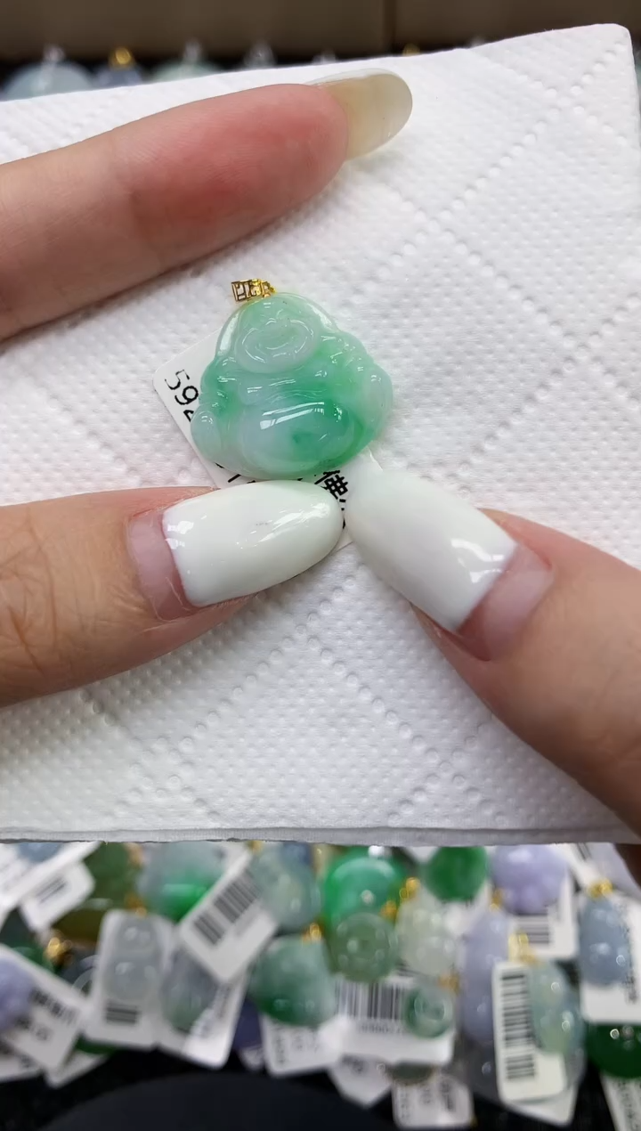 颈饰18K金镶嵌翡翠11111111111