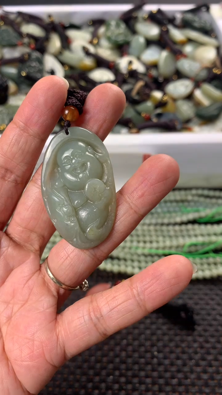 【闪购商品】和田玉颈饰未镶嵌多样性发货没有证书拍一发一有瑕