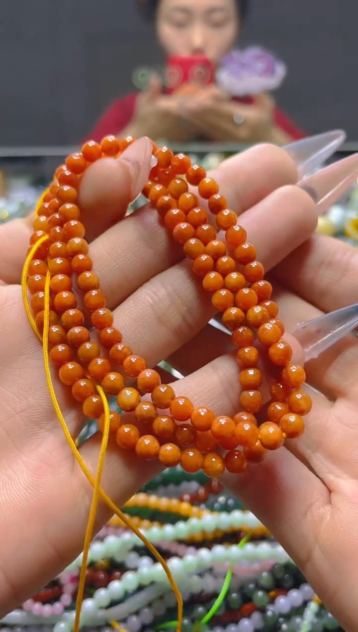 颈饰未镶嵌翡翠4MM