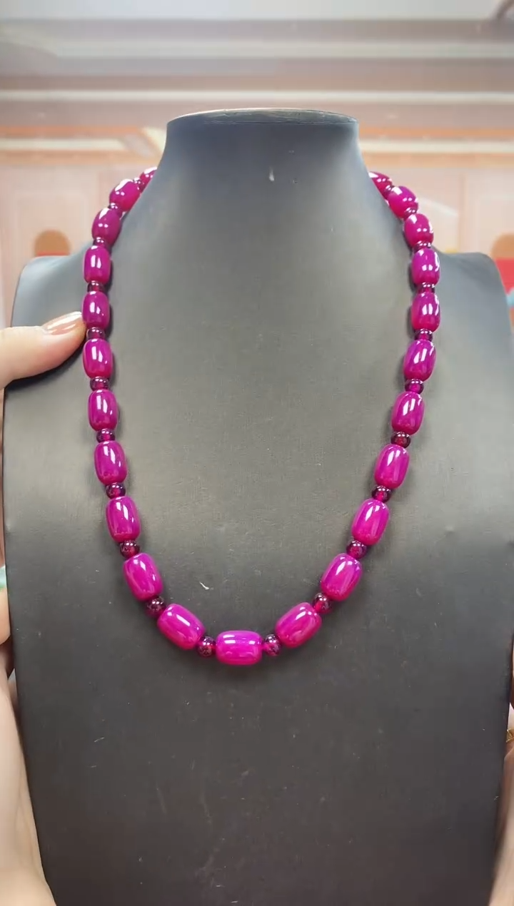 玛瑙/玉髓颈饰未镶嵌尺寸约14*10mm26颗紫罗兰桶珠项链