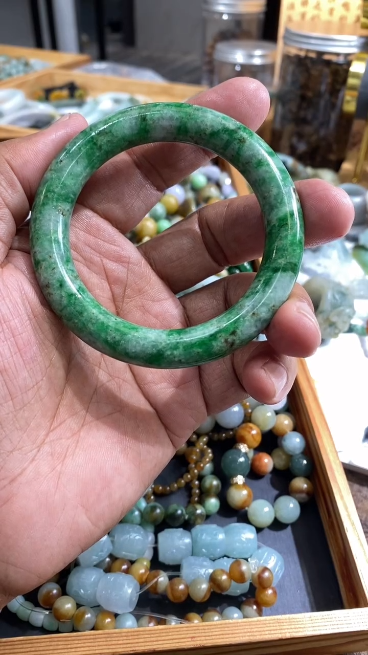 未镶嵌挂件翡翠翡翠手镯