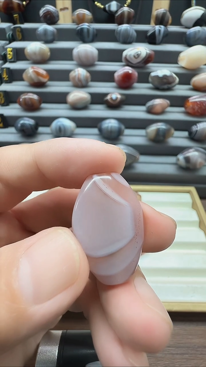 未镶嵌颈饰玛瑙/玉髓南红33*23*10