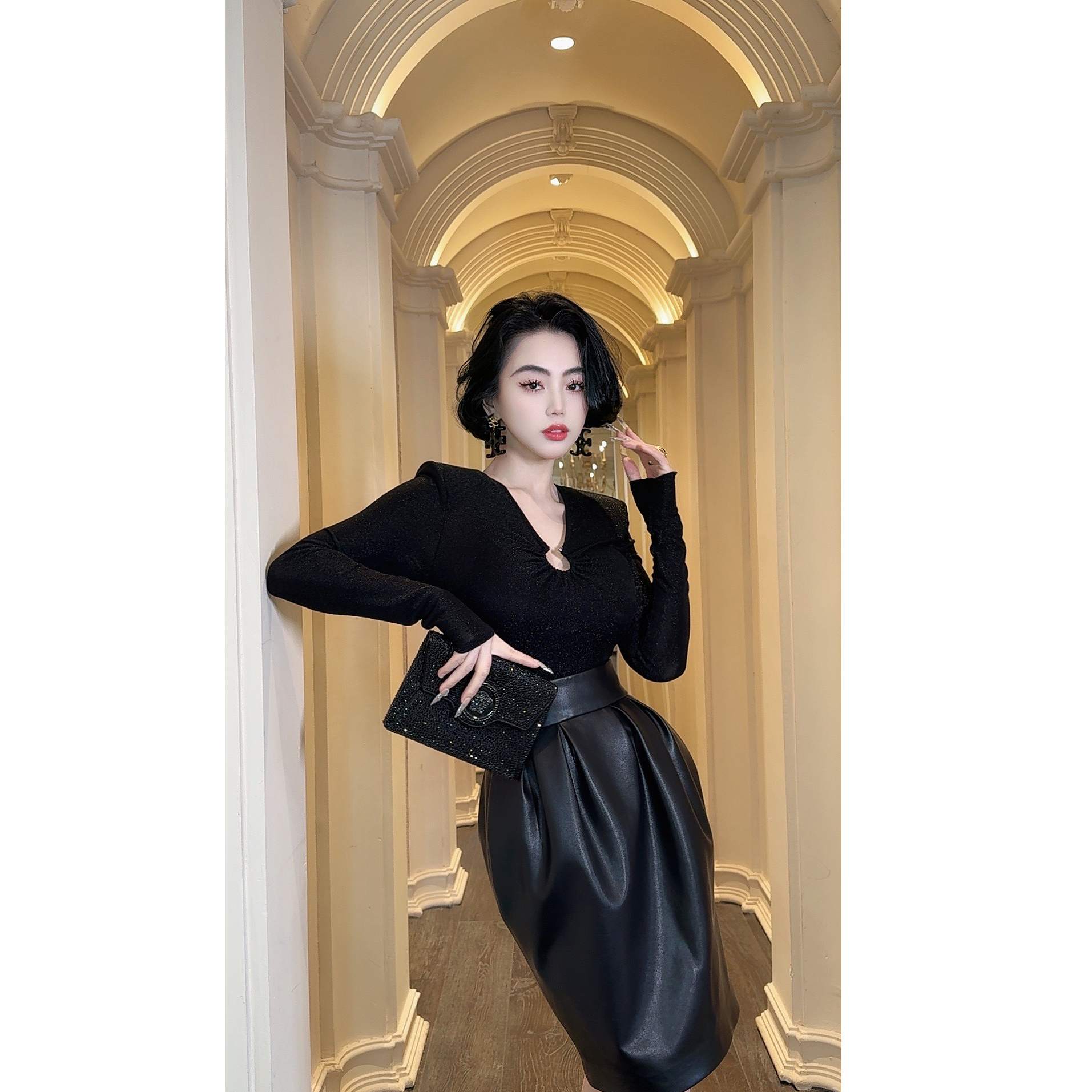 LYXJ【首尔画报】半身裙2025春款复古花苞设计感半身皮裙