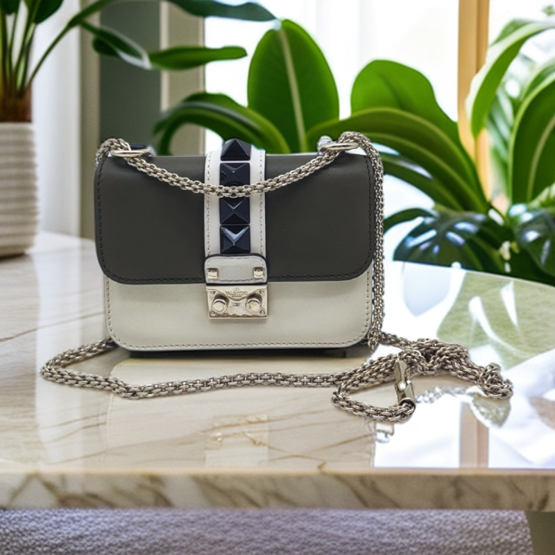 95新 Valentino/华伦天奴 黑白拼色链条包794 6815