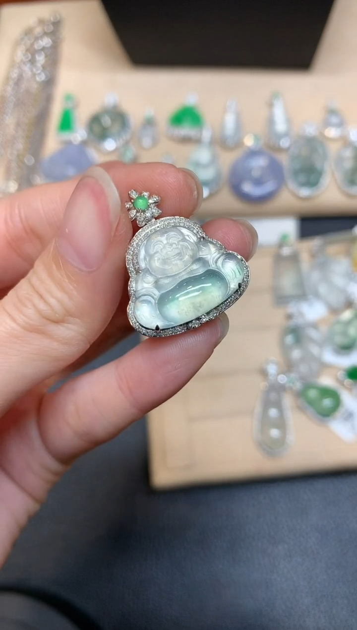 【闪购商品】翡翠颈饰18K金镶嵌【无服务费