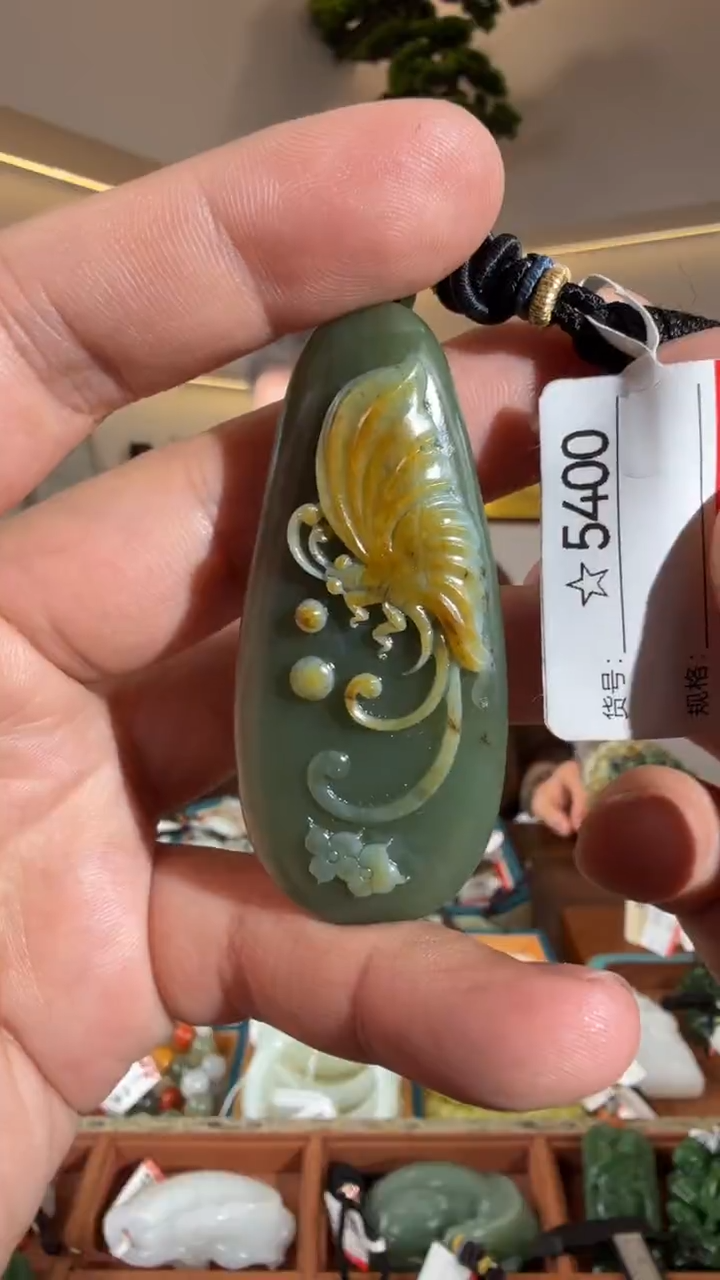 颈饰未镶嵌和田玉1