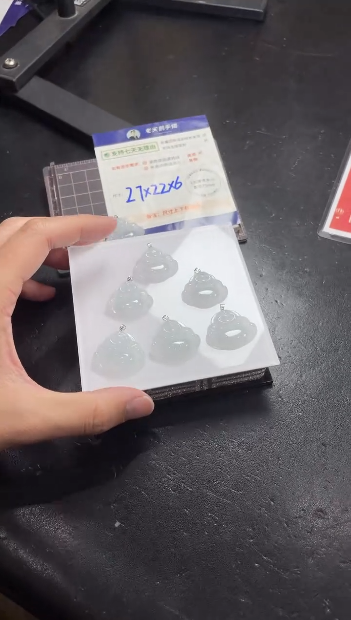 【闪购商品】翡翠挂件18K金镶嵌白佛公配绳/多样性发其一ZBCP