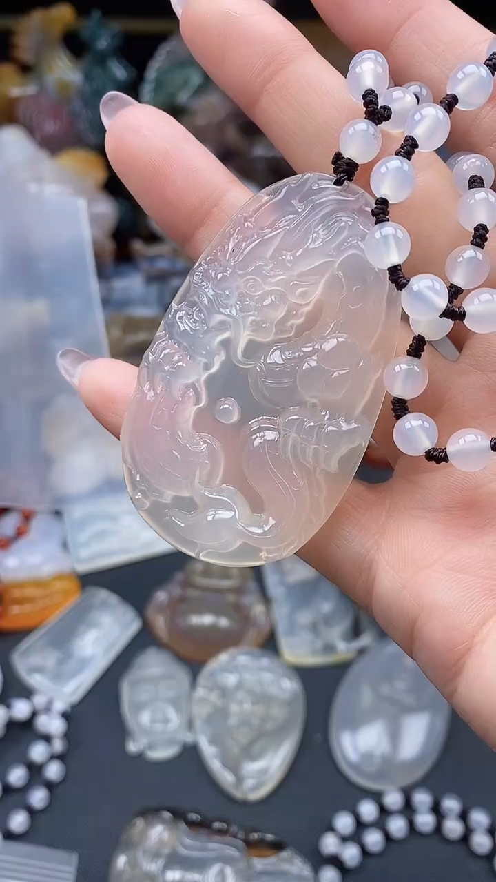 【闪购商品】玛瑙/玉髓颈饰未镶嵌dd