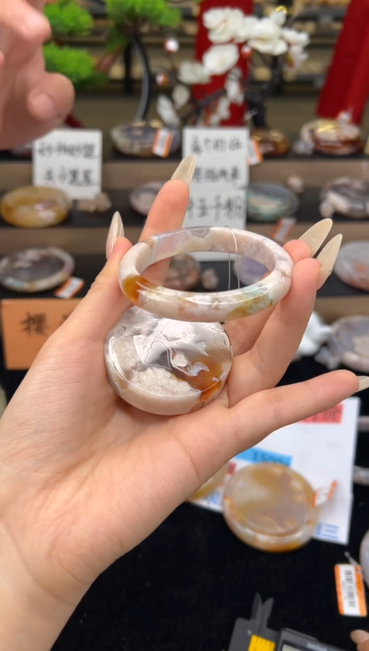 【闪购商品】石英质玉手镯未镶嵌52圈口（赠送镯心）22014