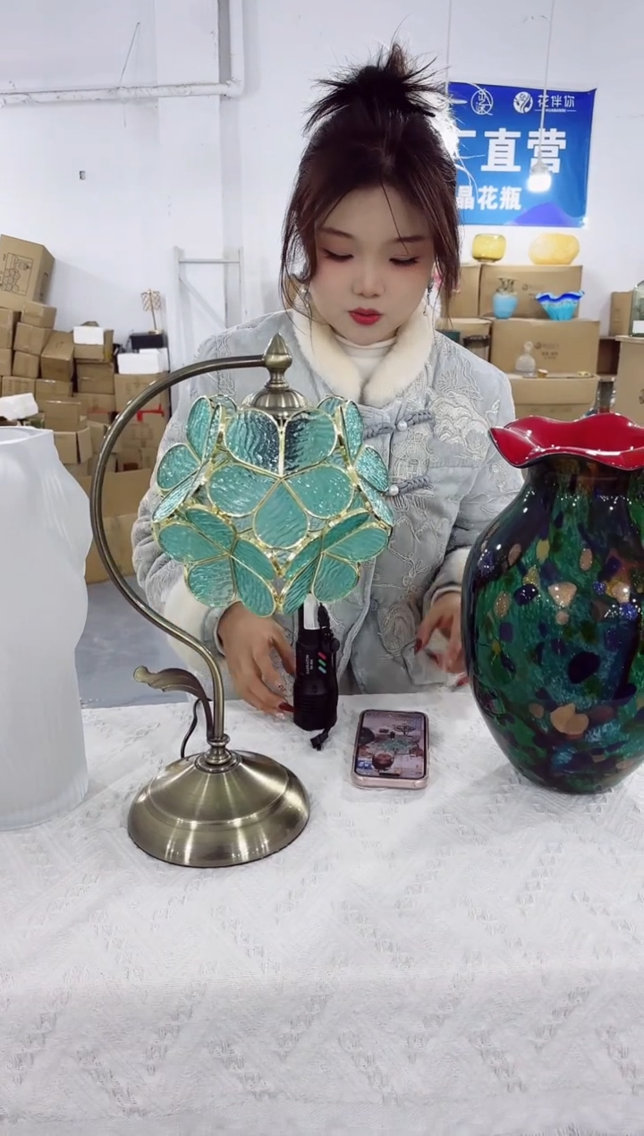 【闪购商品】玻璃YS-花苞台灯