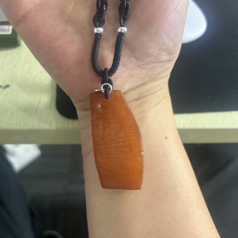 天然琥珀蜜蜡吊坠