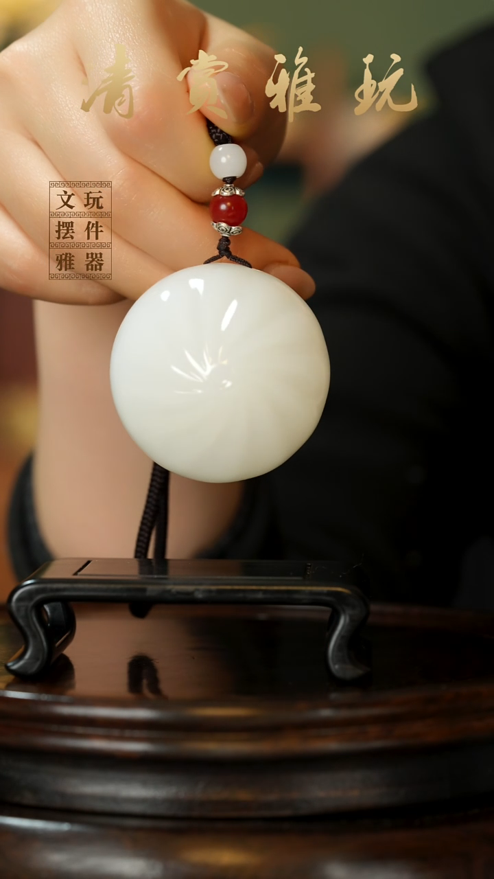 玉《蒸蒸日上小福包》手把件摆件