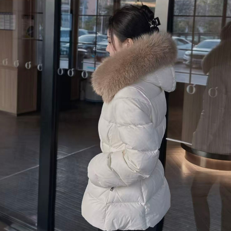 YUNAQIU-2025新款小蛮腰狐狸毛领鹅绒羽绒服-KG16919