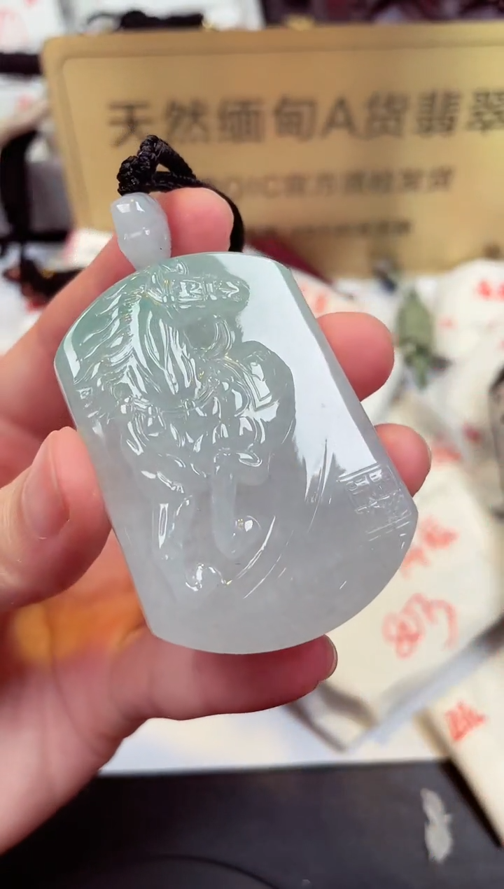 【闪购商品】翡翠颈饰未镶嵌天然缅甸翡翠A货