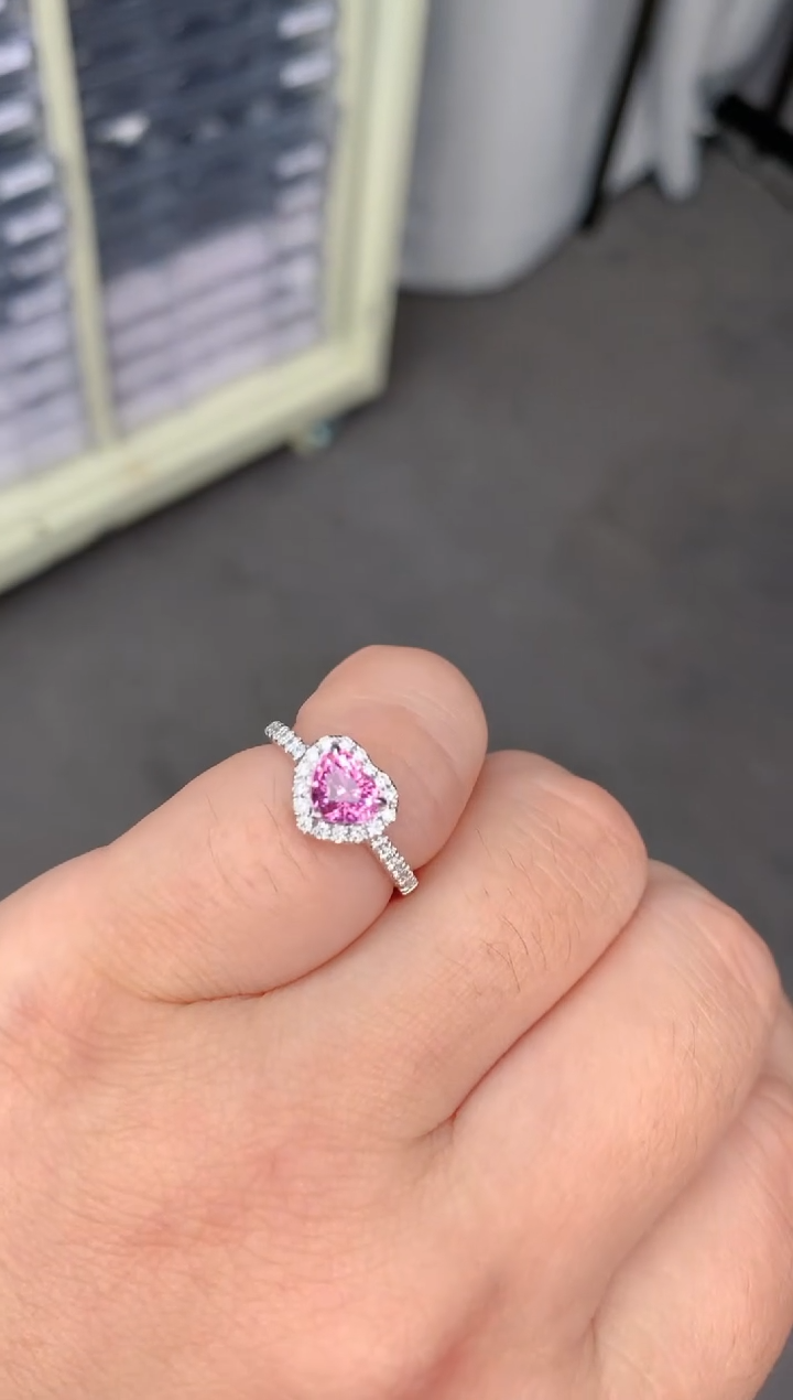 【闪购商品】尖晶石戒指18K金镶嵌1.1ct 粉尖晶戒指