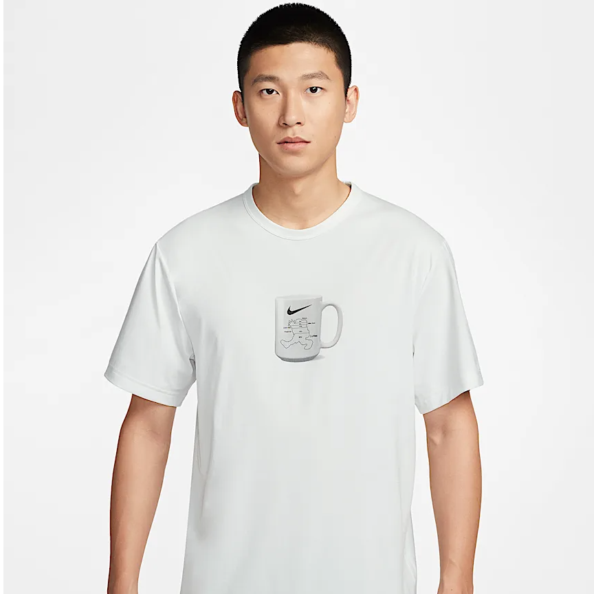 Nike耐克Hyverse Dri-FIT 男子防晒速干短袖训练上衣IF0375-121