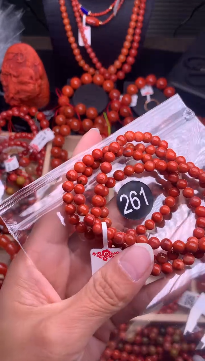 【闪购商品】南红玛瑙珠宝奇石未镶嵌261-5