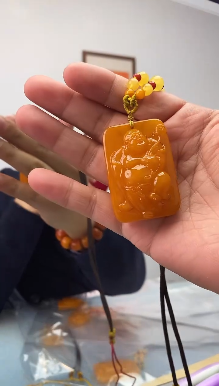 琥珀未镶嵌珠宝奇石假一罚十，多样性发一件021