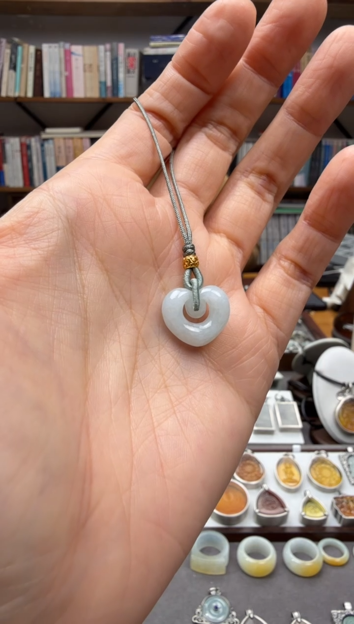 颈饰未镶嵌翡翠手机挂--多样性发一