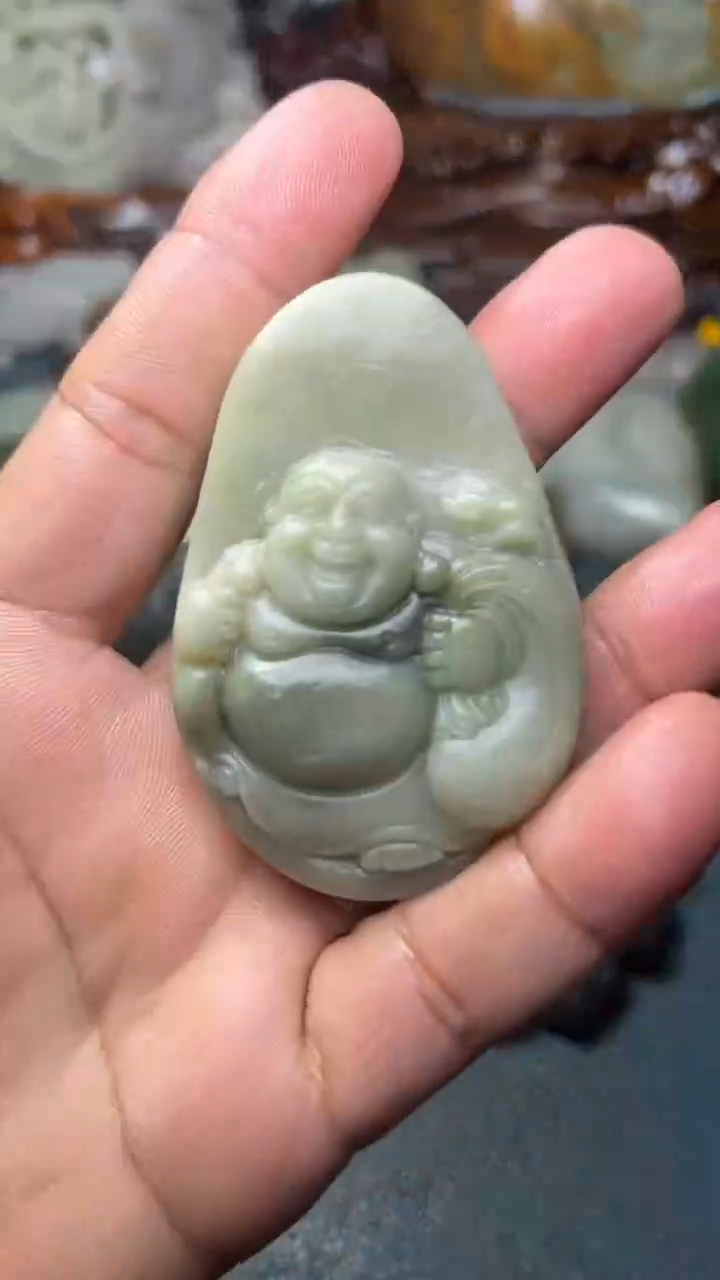 未镶嵌和田玉把件-