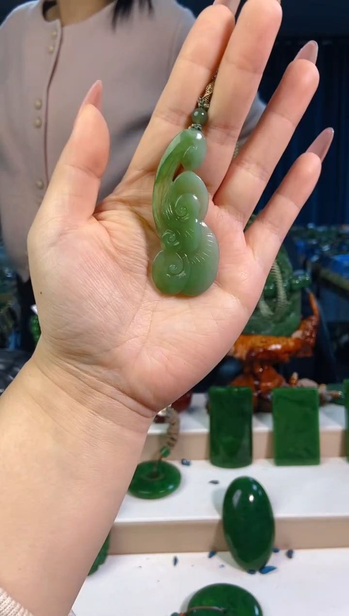 【闪购商品】和田玉挂件未镶嵌1