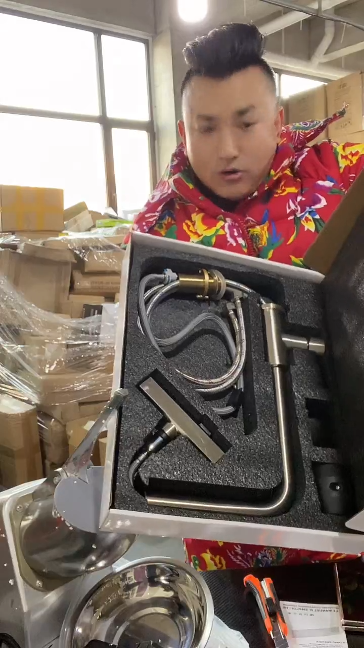 11水龙头-新年炸炸炸抢抢枪JJ