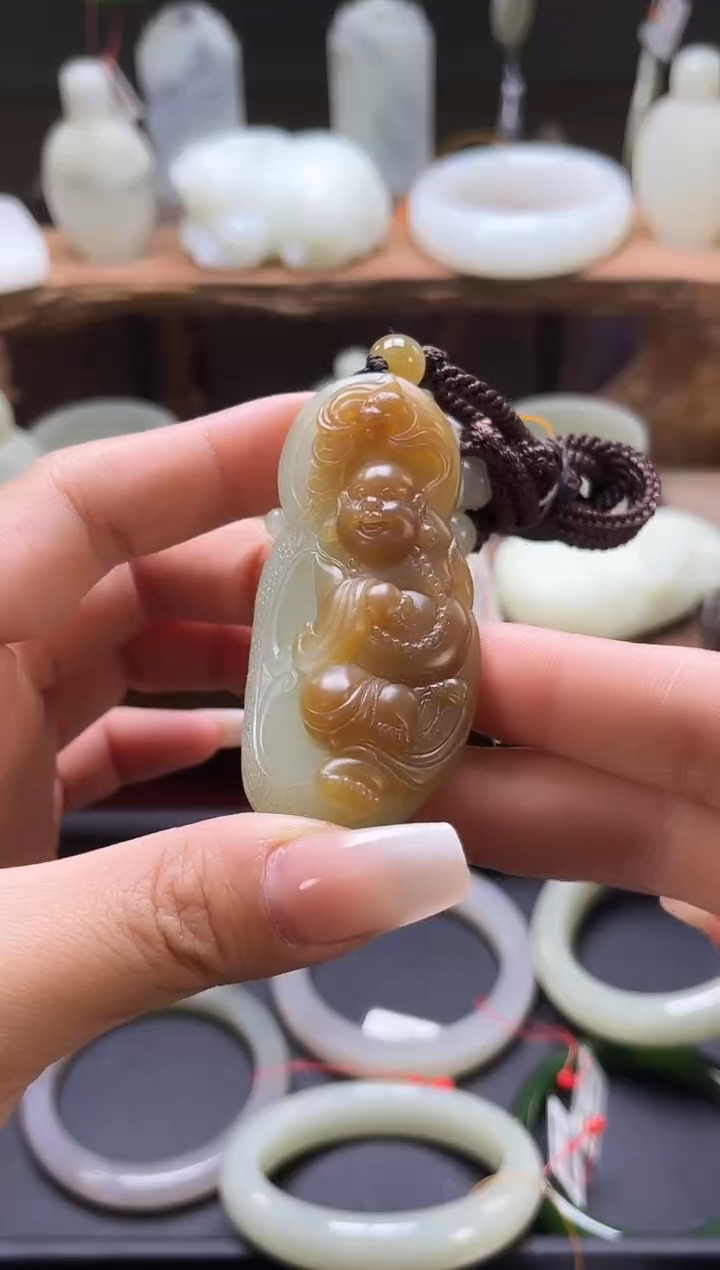 【闪购商品】和田玉吊坠未镶嵌若羌糖黄弥勒佛9006628