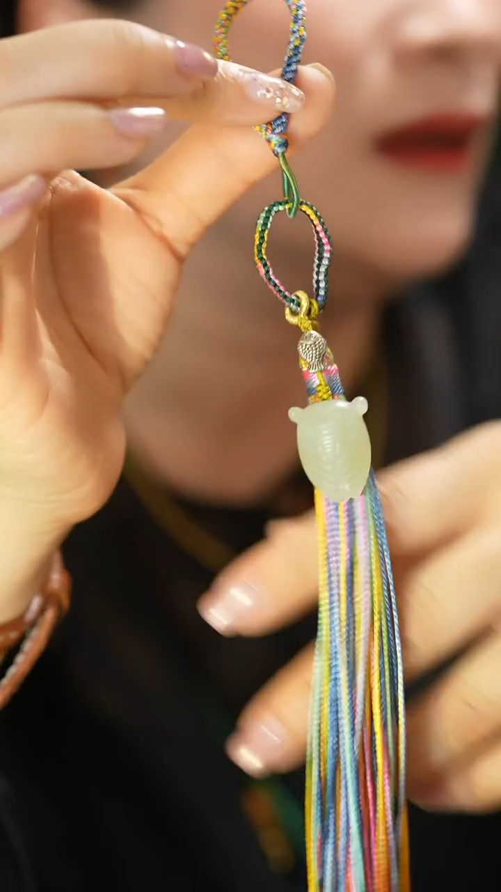 未镶嵌和田玉车挂挂件