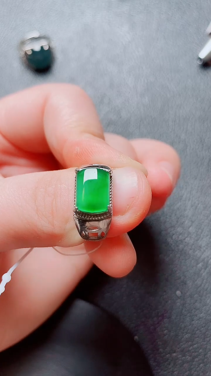 翡翠戒指银S925镶嵌翡翠