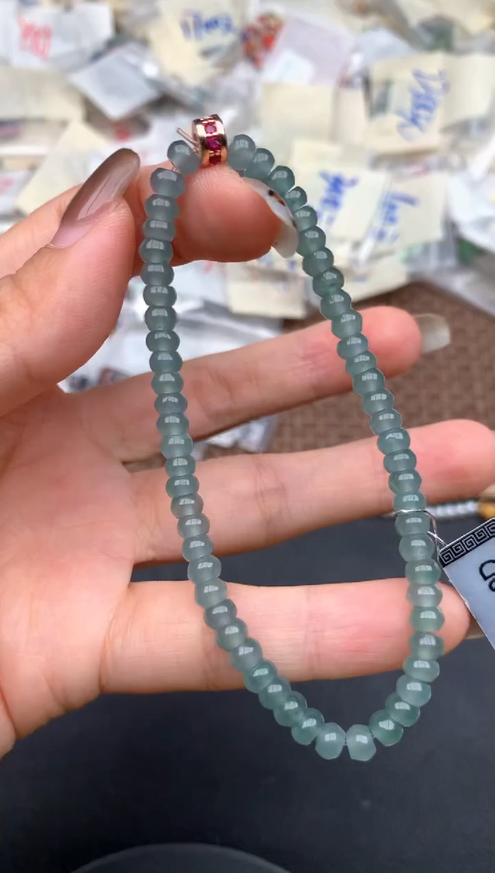 未镶嵌挂件翡翠一