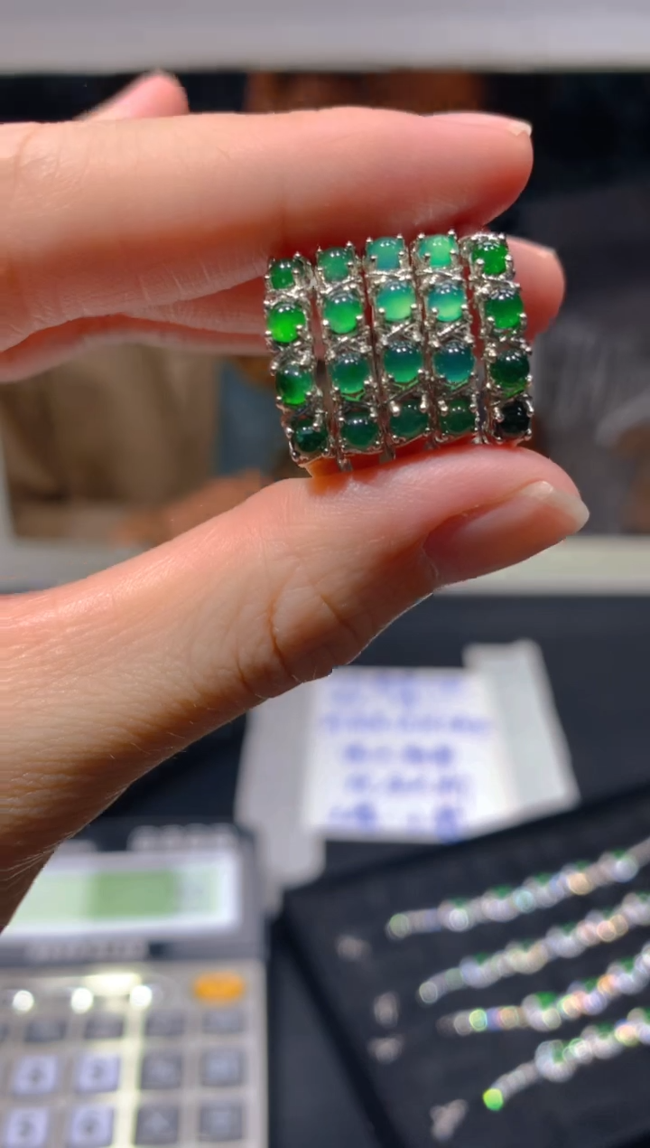 【闪购商品】定制翡翠未镶嵌9多样性发货(发其一）
