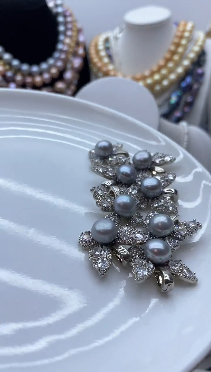 【闪购商品】淡水珍珠颈饰钛钢75