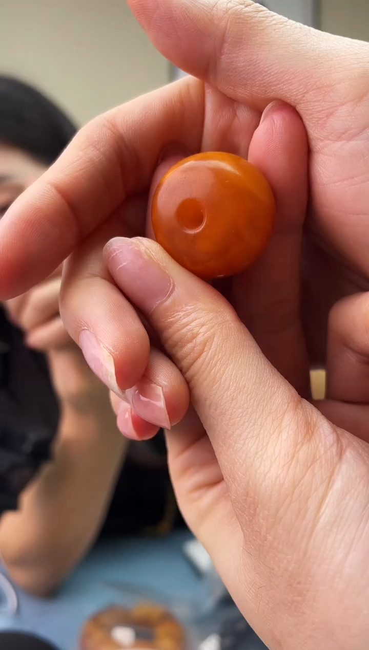 琥珀未镶嵌珠宝奇石T0假一罚十，多样性发一件