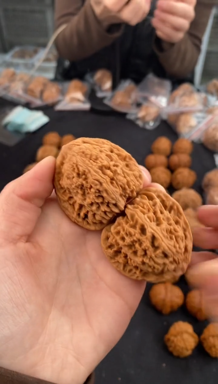 【闪购商品】文玩核桃把件南疆石42-x372