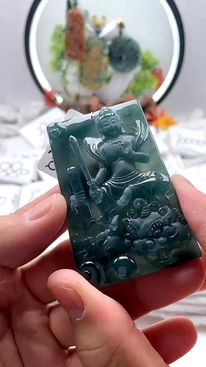 【闪购商品】翡翠颈饰未镶嵌文殊