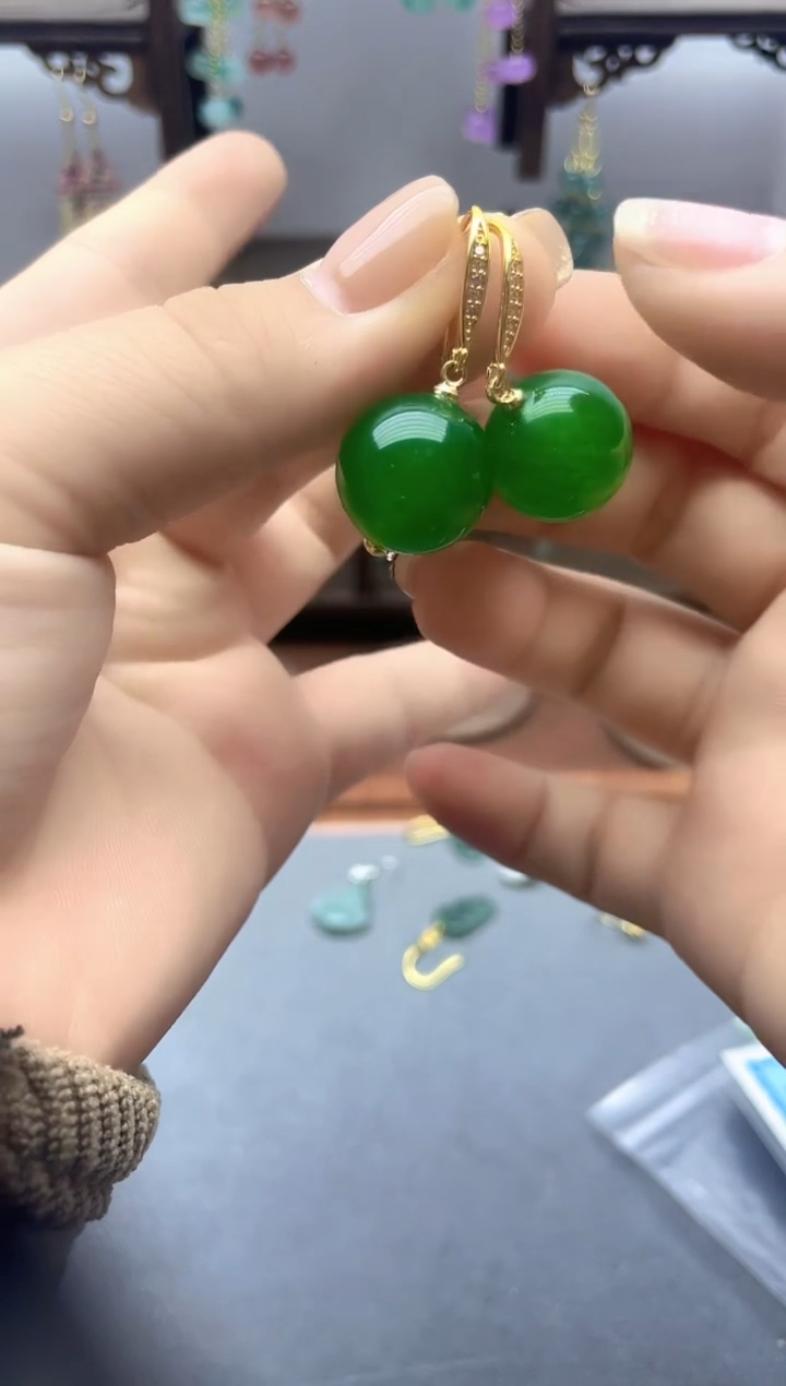 银S925镶嵌翡翠耳饰821000