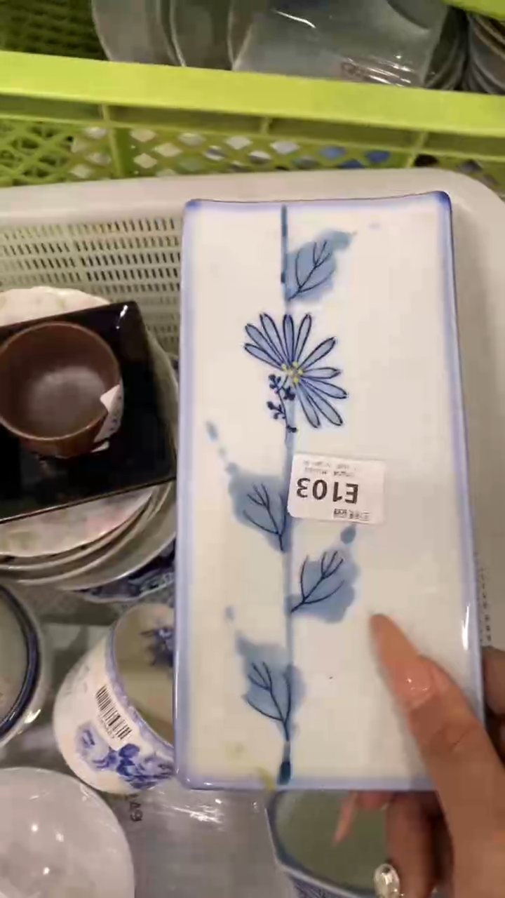 其他游*回流瓷器默认微瑕，谨慎勿拍E103