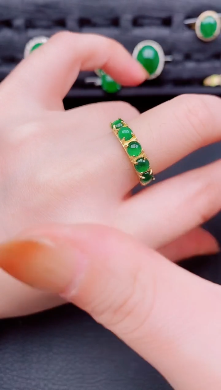 【闪购商品】翡翠戒指银S925镶嵌天然A货翡翠450