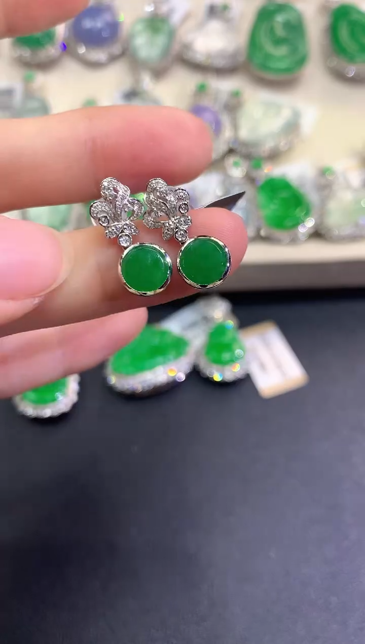 【闪购商品】翡翠耳饰18K金镶嵌C37   