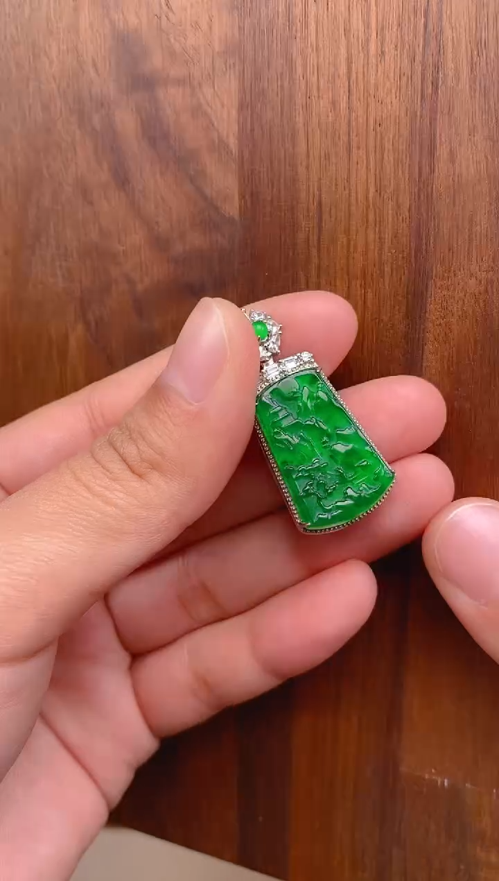 【闪购商品】翡翠吊坠(不含链)银S925镶嵌山水