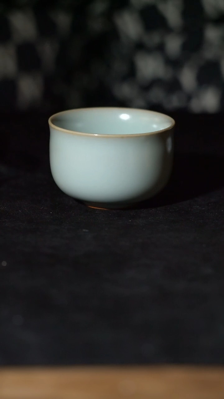 【闪购商品】杯晓芳窑天青不开片映泉杯