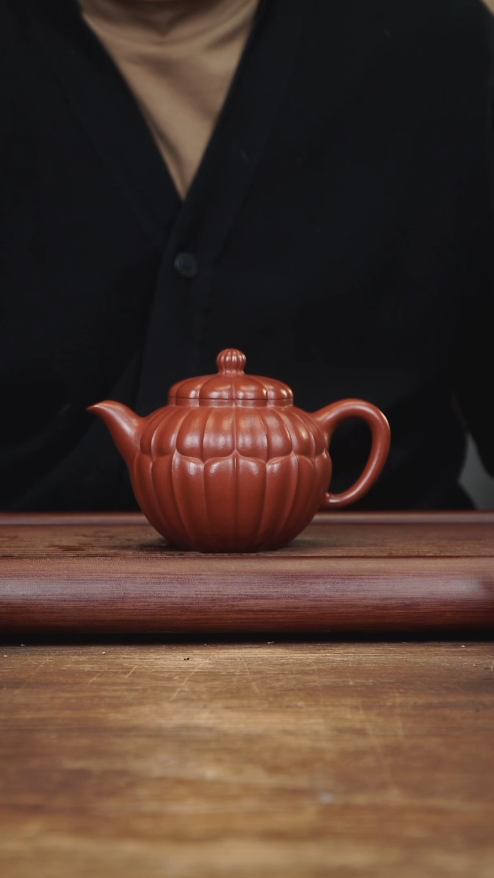 【闪购商品】紫砂茶壶330ml 筋纹菊蕾 大红袍