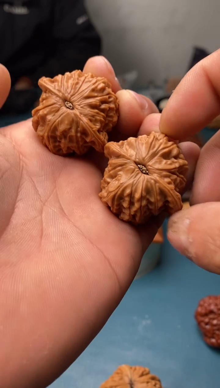 把件文玩核桃野生麒麟126