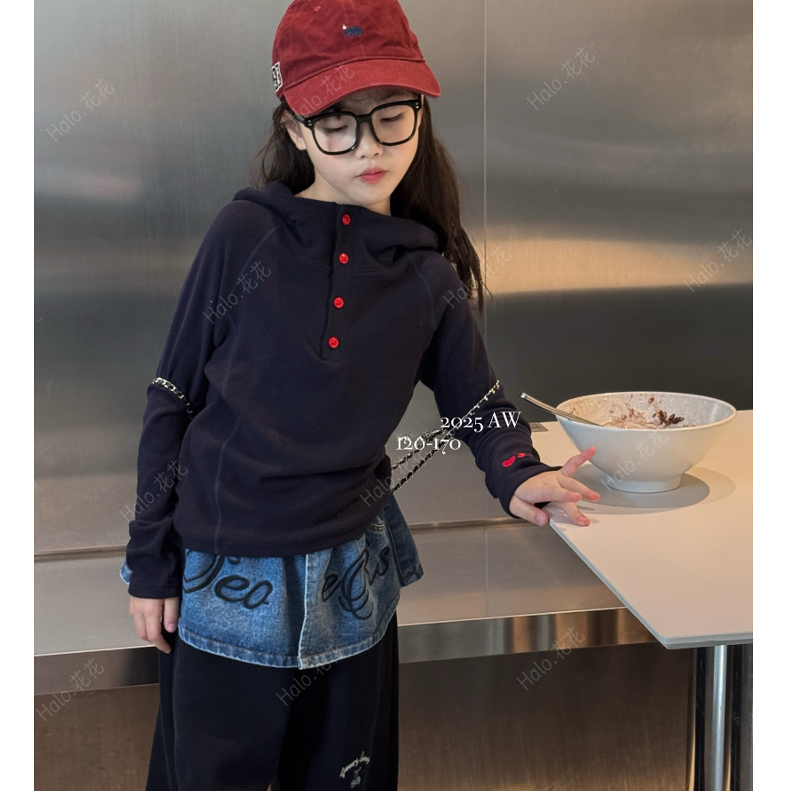 【haobaby】四粒红纽扣连帽打底衫5756