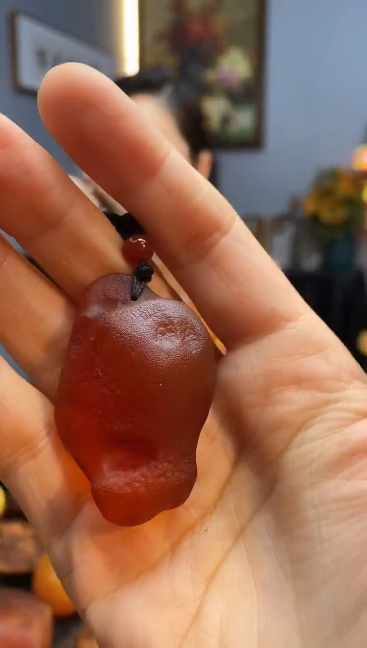 琥珀颈饰未镶嵌挂件