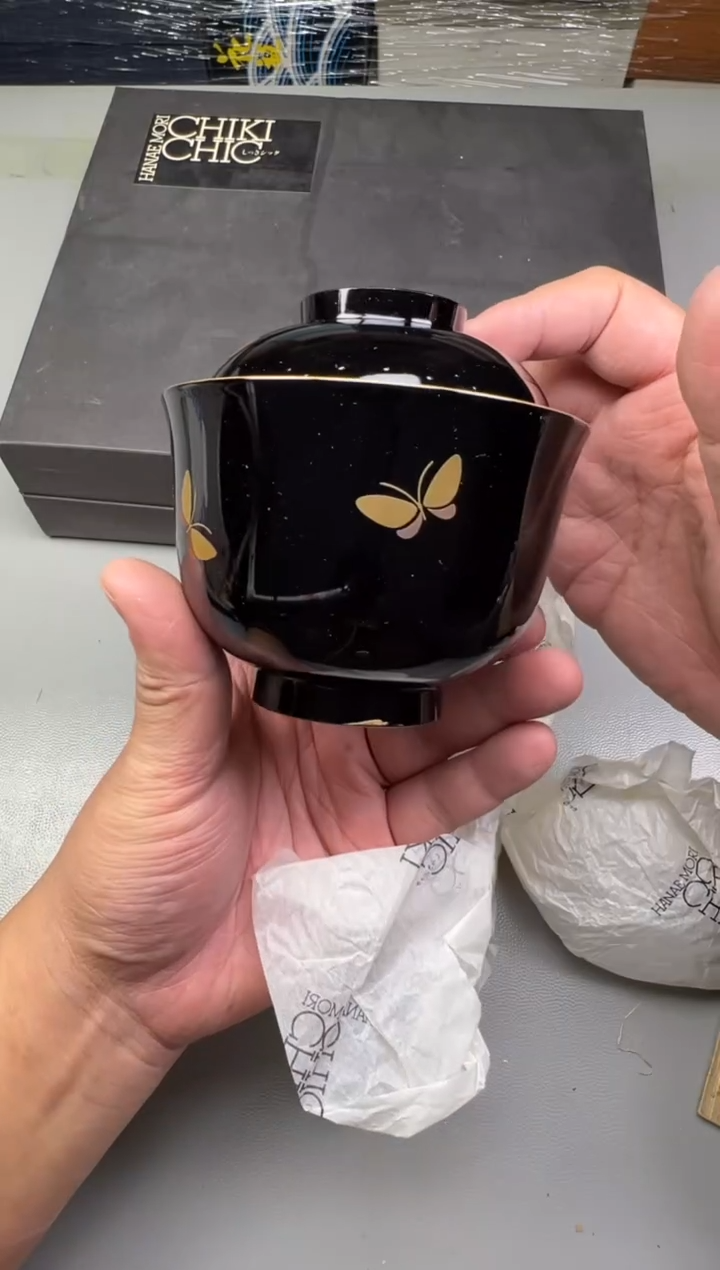 瓷片吃**。239碰瓷社中古瓷器 拒绝假货 感谢您的支持~