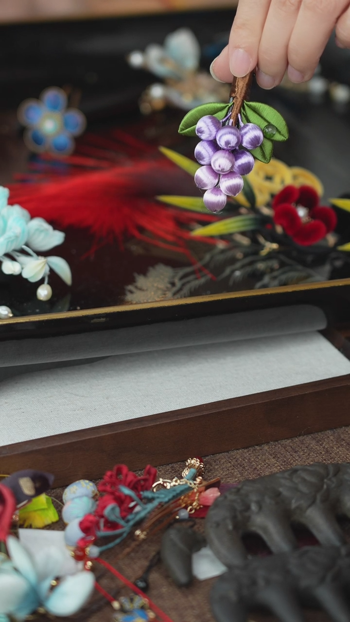 刺绣闪购纯手工非遗国风饰品