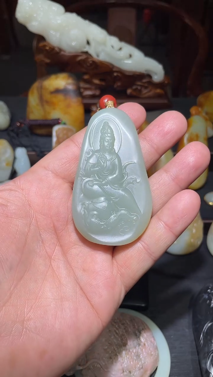 吊坠(不含链)未镶嵌和田玉（糖玉）和田玉高青白普贤菩萨