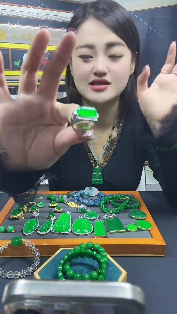 银S925镶嵌戒指翡翠s43