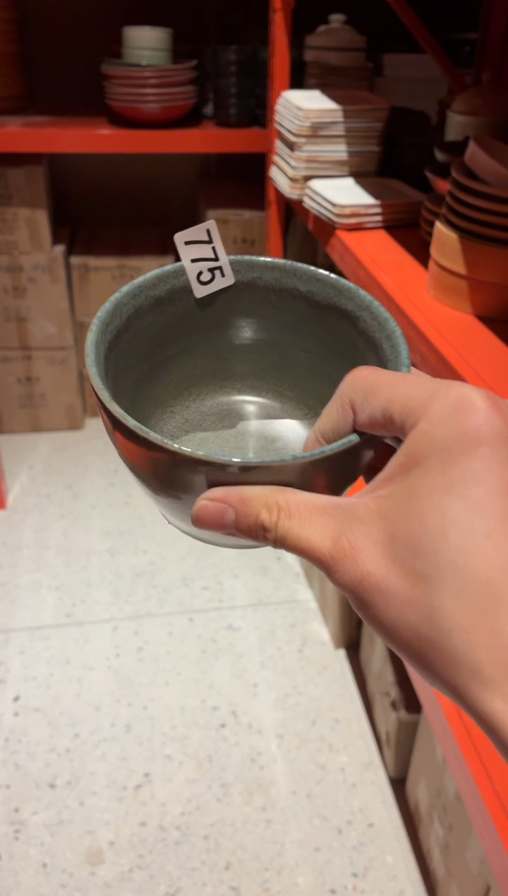 瓷片闵*775微瑕绿色小钵碗1个